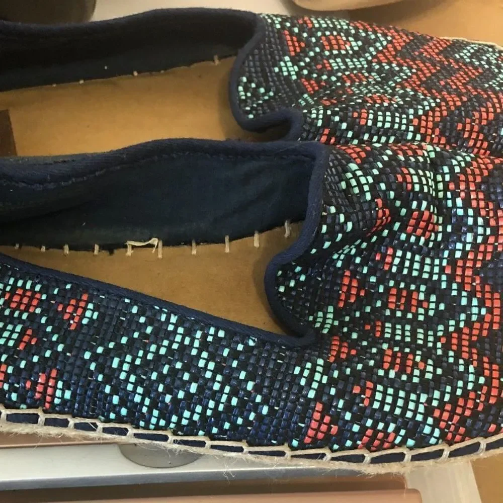DOLCE VITA Sneakers Women's Size 8 Navy Ottie Espadrille Shoes Beaded Slip On